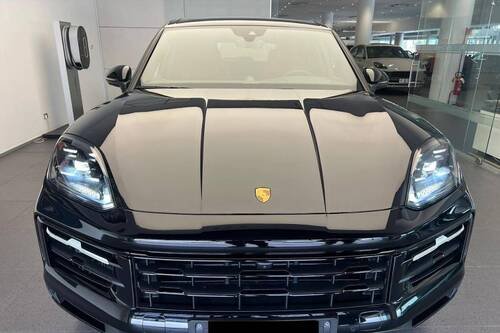 rent-luxury-suv (1)